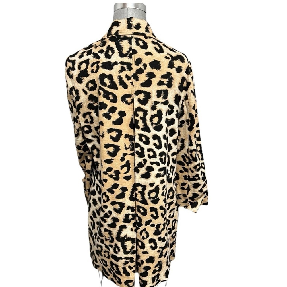 Chico’s 3/4 Sleeve Leopard Print Linen Blend Jacket Pockets Size  1 (8/10) - Picture 4 of 8